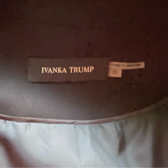 🆕 Ivanka Trump Open Crepe Blazer - Picture 8 of 9